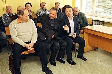 Po kelionės į Paryžių – į kaltinamųjų suolą