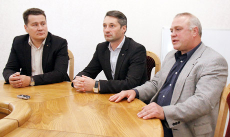 Alek­sand­ri­jo­je rung­sis mo­tok­ro­so žvaigž­dės