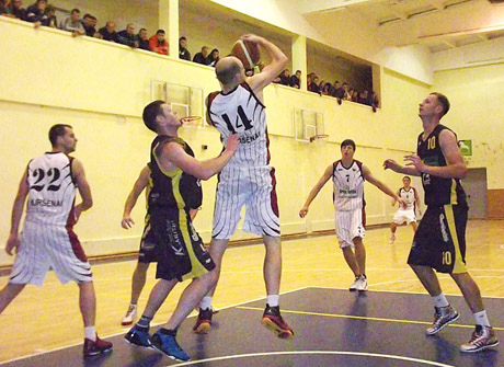 Kur­šė­niš­kiai lai­mė­jo, ak­me­niš­kiai  pa­ty­rė ne­sėk­mes