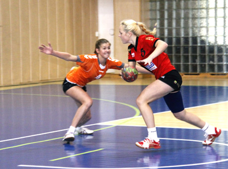 Rankininkės pradėjo naują sezoną