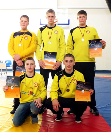 Pirmenybėse – penki medaliai