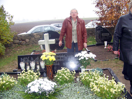 Padėka Alksniupius kūrusiam žmogui