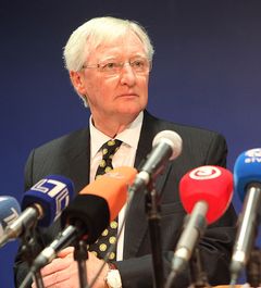 „Respublika\": „Snoro“ turtas grobiamas nesislepiant