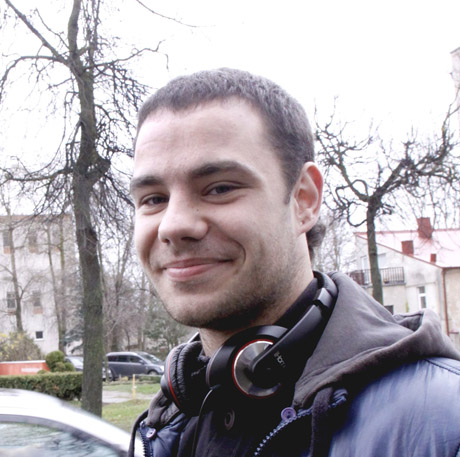 Žaisti už savus emigracija netrukdo