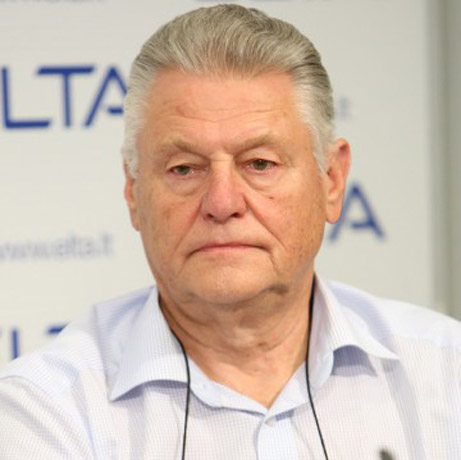 Gyventi skolon proto nereikia