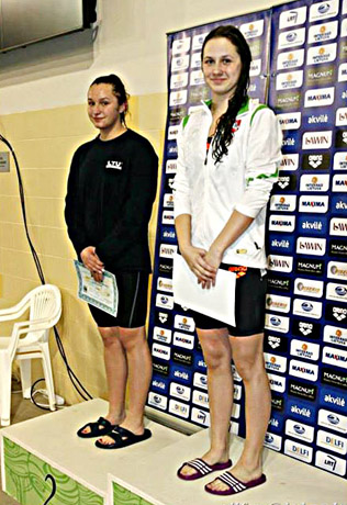 Plaukikai siekė pergalių