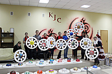 Kelmę papuoš nauja Kalėdų eglė