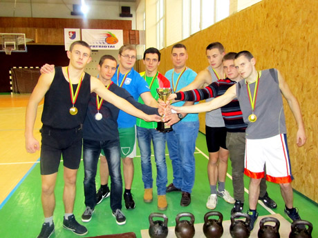 Kolegijos studentai svarsčius kilnojo geriausiai