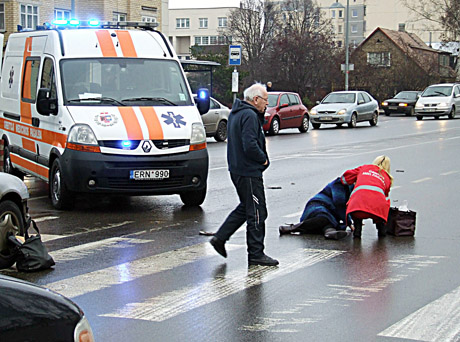 Perėjoje sužalota pėsčioji
