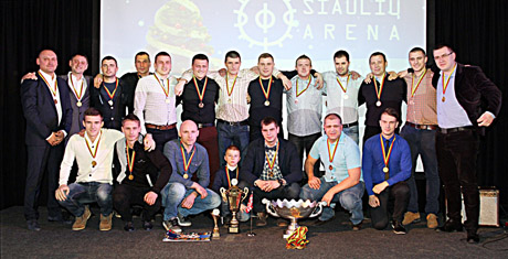 Futbolininkai šventė sezono uždarymą