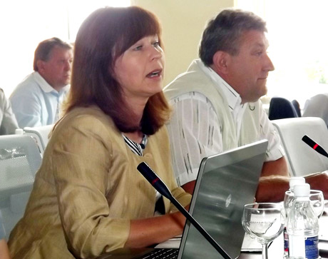 Nutraukti Tarybos narės įgaliojimai