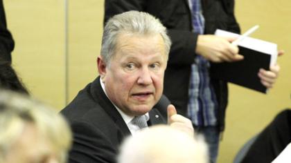 Van­duo brangs, bet mažiau