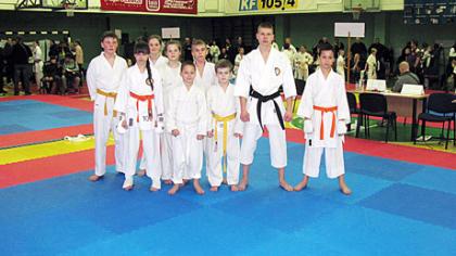 Karatė sportininkai siekė pergalių