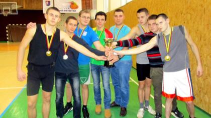 Kolegijos studentai svarsčius kilnojo geriausiai