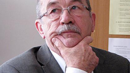 Sig­na­ta­ro miš­kas ­gel­bės vai­kus ir kny­gas