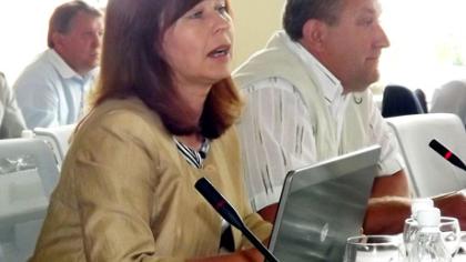 Nutraukti Tarybos narės įgaliojimai